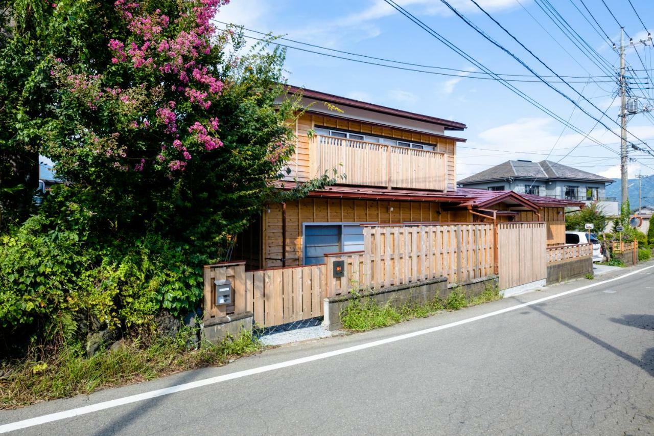 富士山金魚 Fujisan Kingyo Villa Фуджикавагучико Екстериор снимка